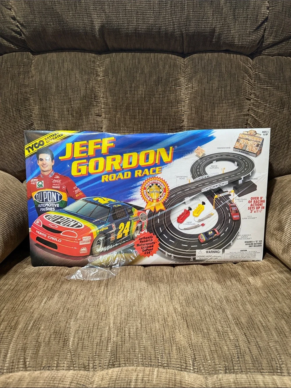 Slot Car Set - Red/Blue track  Jeff Gordon